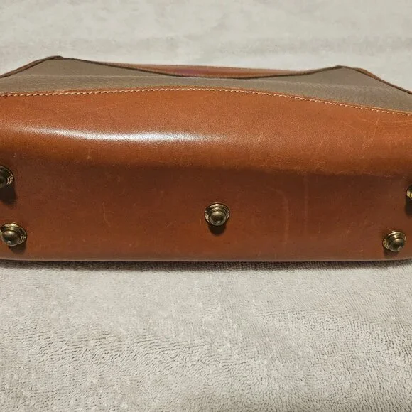 Vintage Dooney & Bourke All Weather Leather Crossbody Bag (NO STRAP) - Picture 2 of 16